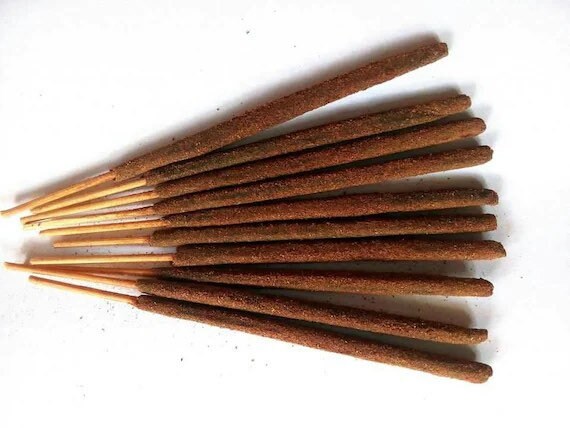 Hecate's Perfume - Handmade Offering Incense - 8 Sticks