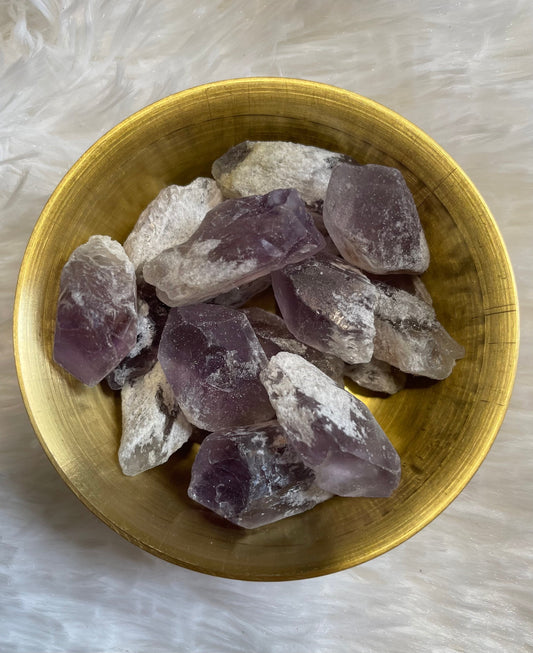 Amethyst Point | Rough Stone | 1 Large Piece | Approximately 0.5 to 1 Inch | Spiritual Stones | Witch Tools & Supplies | Meditation | Auras